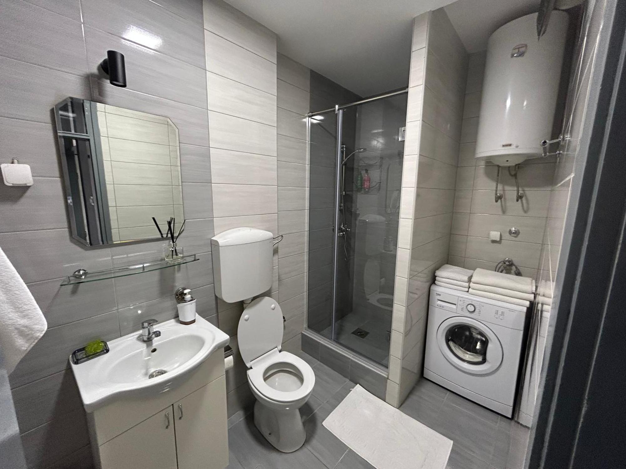 Apartments Ciki 波德戈里察 外观 照片